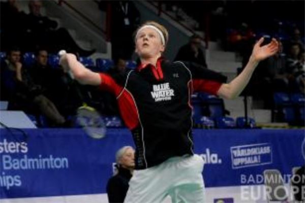 出他们在 出他们在