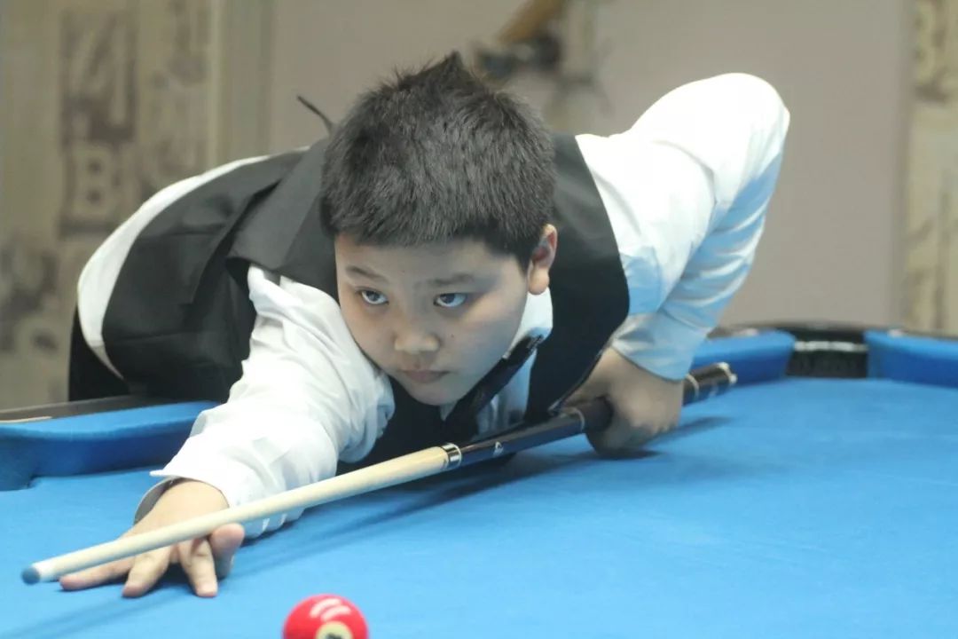 注定充满悬 注定充满悬