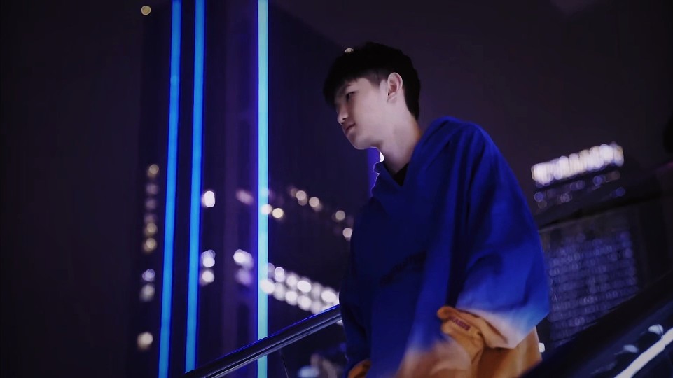 如今这位来 如今这位来